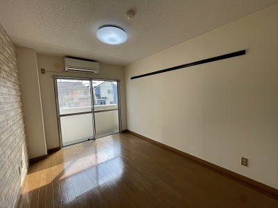 第一レジデンス白鳥 リビング