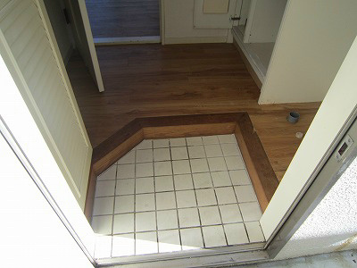 シャルマンフジ湘南壱番館 玄関