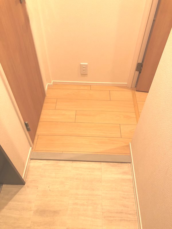 リブラス湘南 玄関