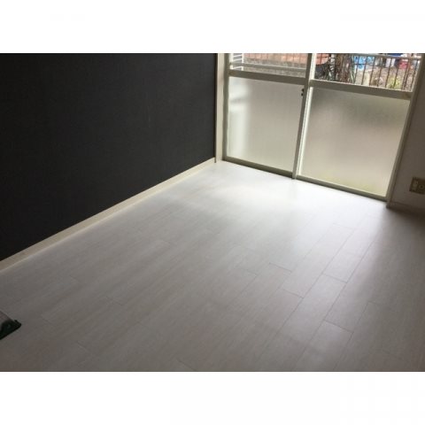 サニーサイド三田南Ｂ リビング