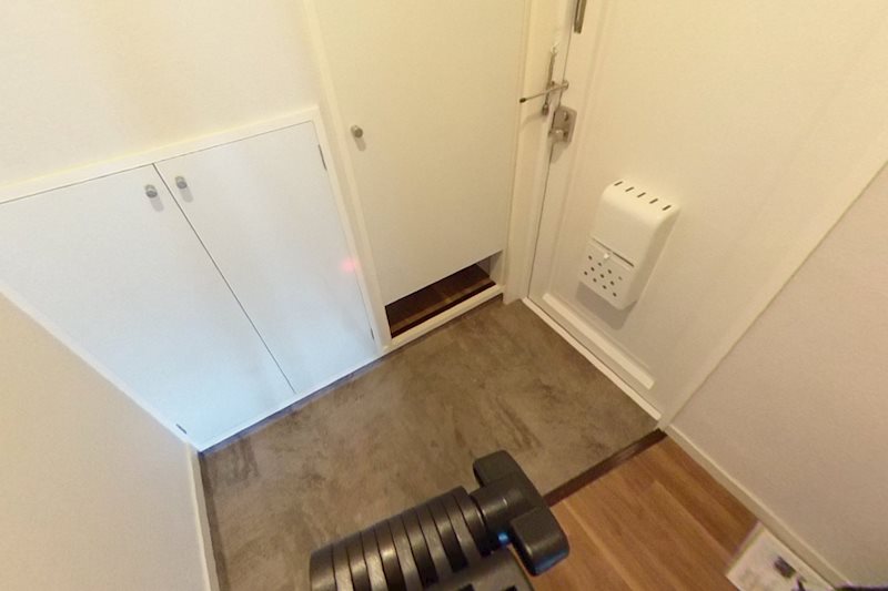 プレステージ本郷台 玄関