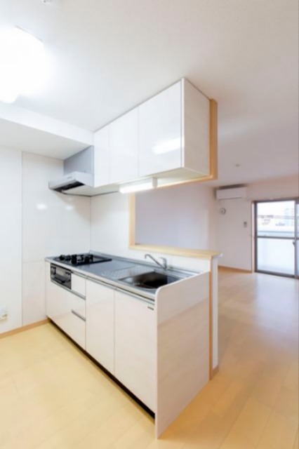 ヴィオレット湘南 キッチン