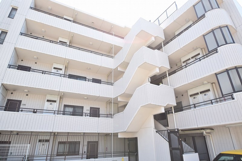 プルビア湘南 501号室 外観