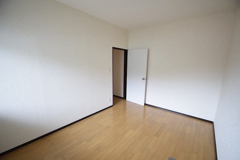 香沼レジデンス ベッドルーム