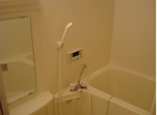 グラード  風呂画像