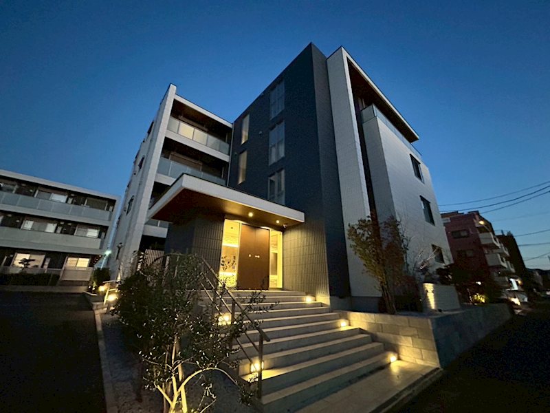 west court 104号室 外観