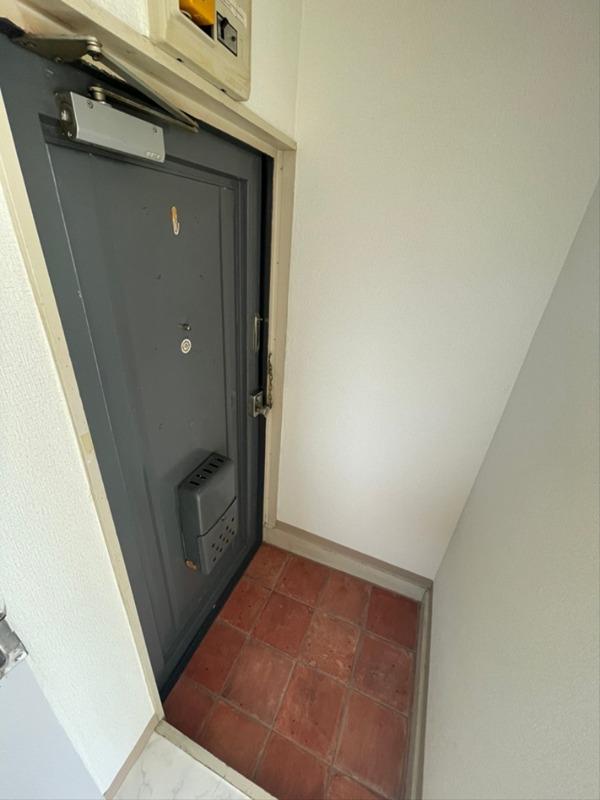 コンフォーム鵠沼 玄関