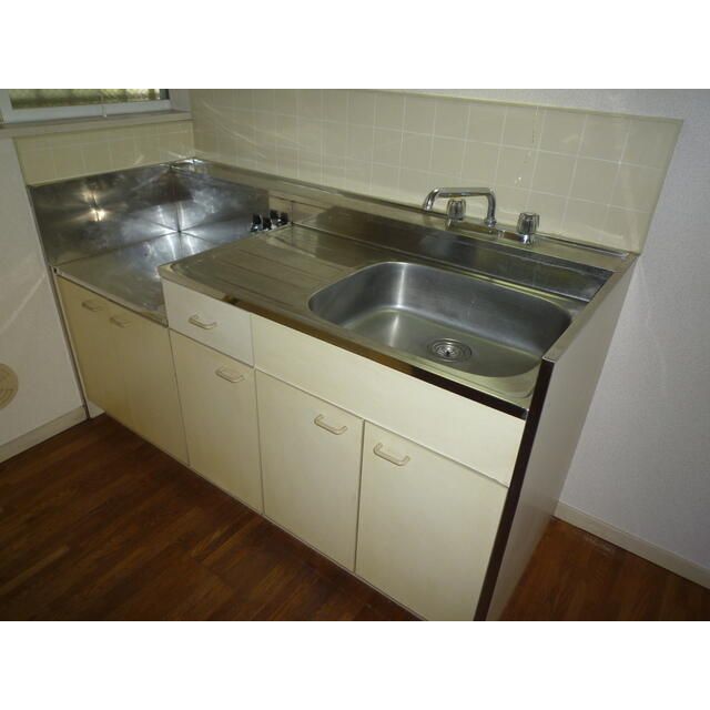 エステートピッコロ キッチン