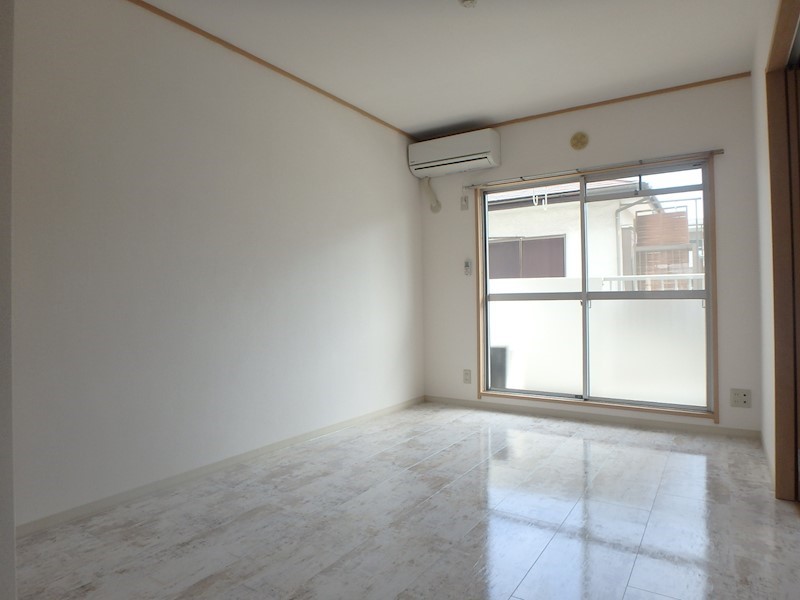 メープル湘南台  リビング