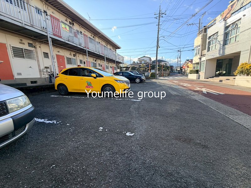 ハイツ萩原 駐車場