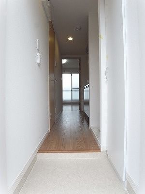 リブリ・branche（ブランシュ） 玄関