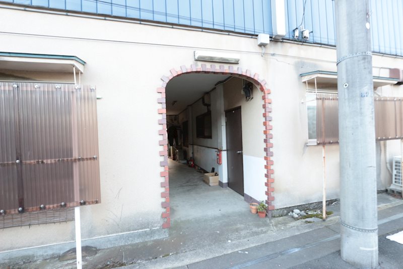 寿町よしみ荘 エントランス