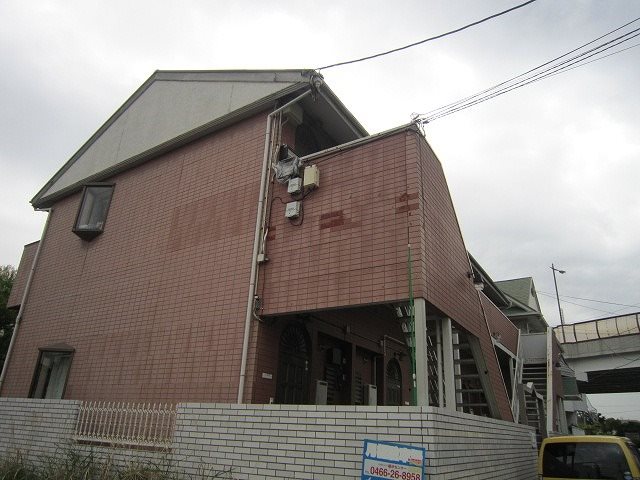 アーバンライフ弥勒寺 201号室 外観