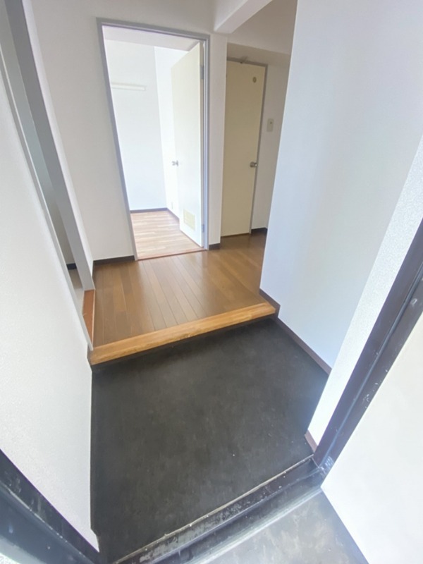 ハイツサニーサイド 玄関