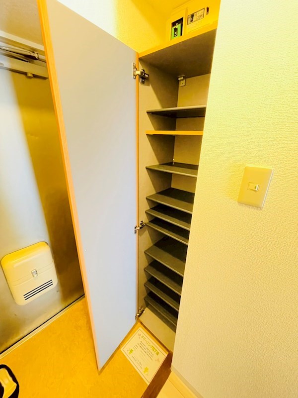 玄関 マイメゾン湘南二番館 玄関