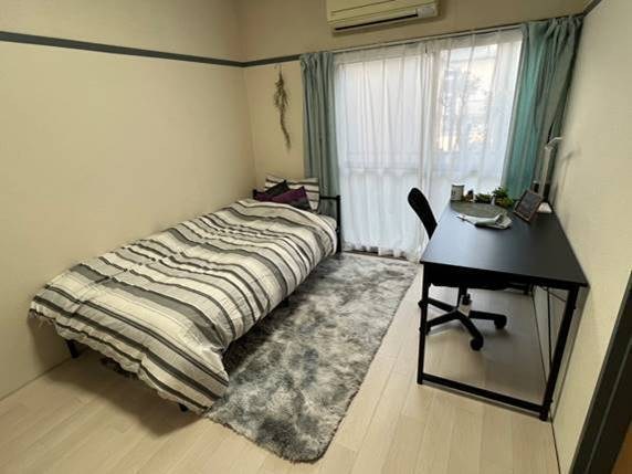 アポロ リビング