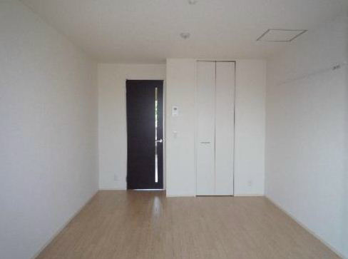 ヴィラ新天地  リビング