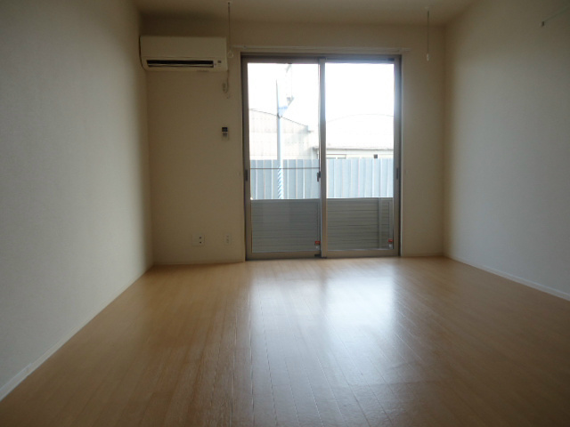 ヴィラ新天地  ベッドルーム