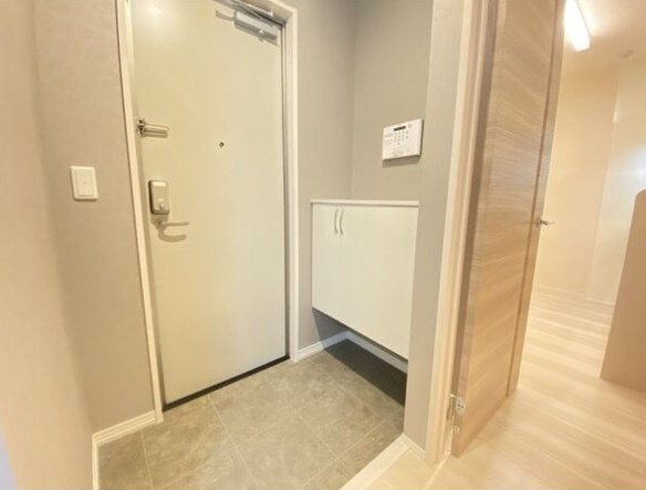 ウェルデンス戸塚　A 玄関