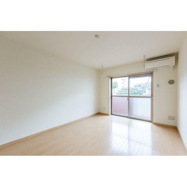 エアリーズ リビング