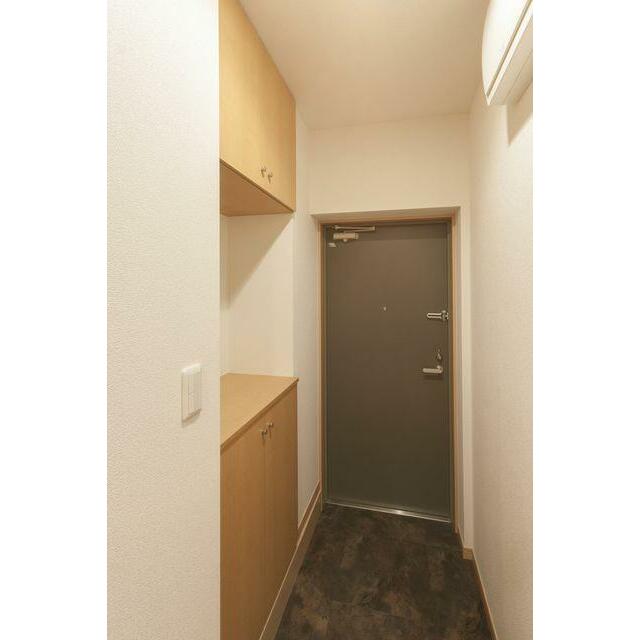 ヴィオレット湘南 玄関