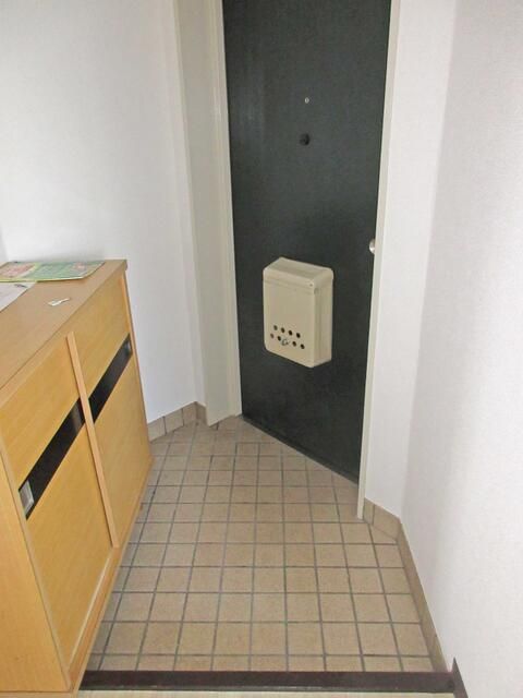 塩川マンション 玄関