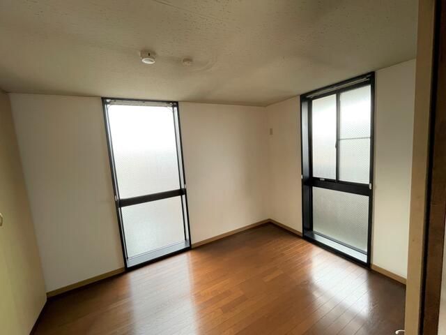 メイゾン・チュトワイエ白旗 その他3