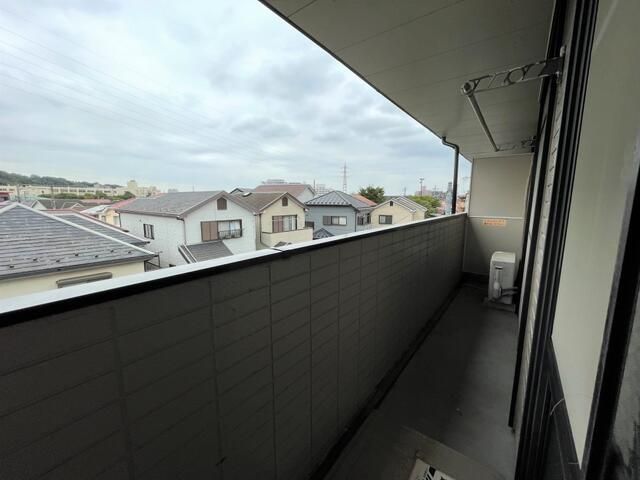 メイゾン・チュトワイエ白旗 ベランダ