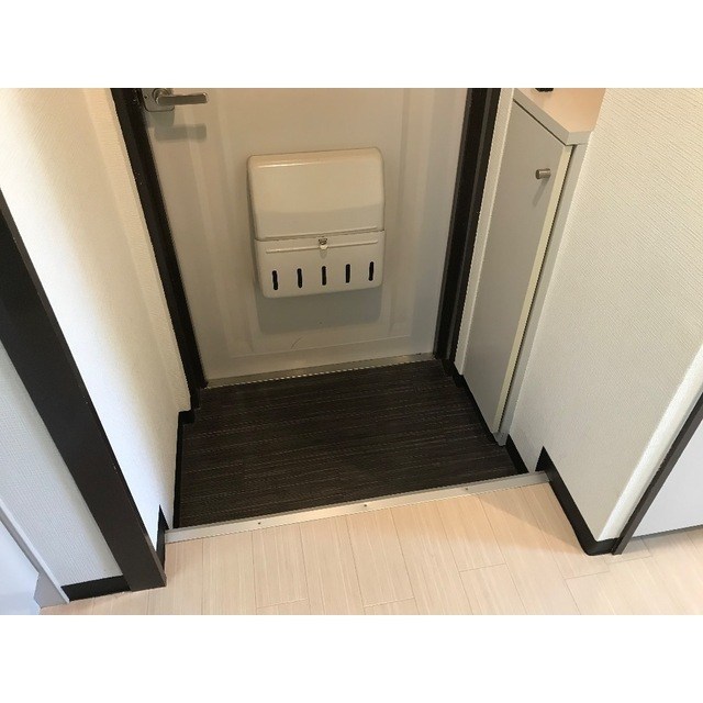 フローラルコートⅢ 玄関