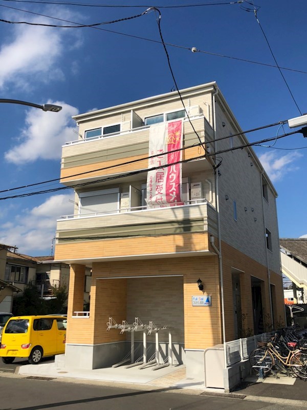 フルセイル蛍田 202号室 外観