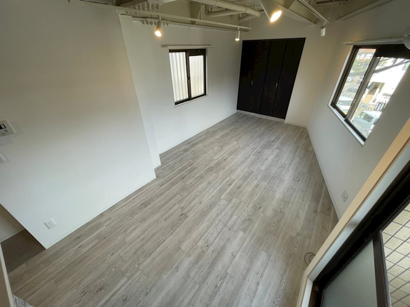 湘南ビル リビング