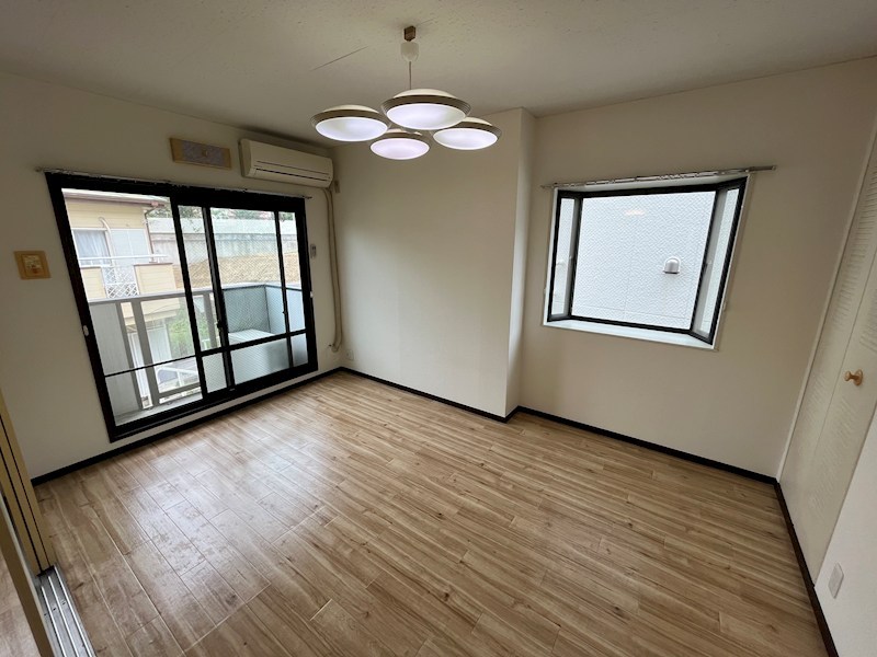 レイン湘南 ベッドルーム