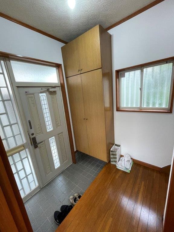 妻田南貸家 玄関