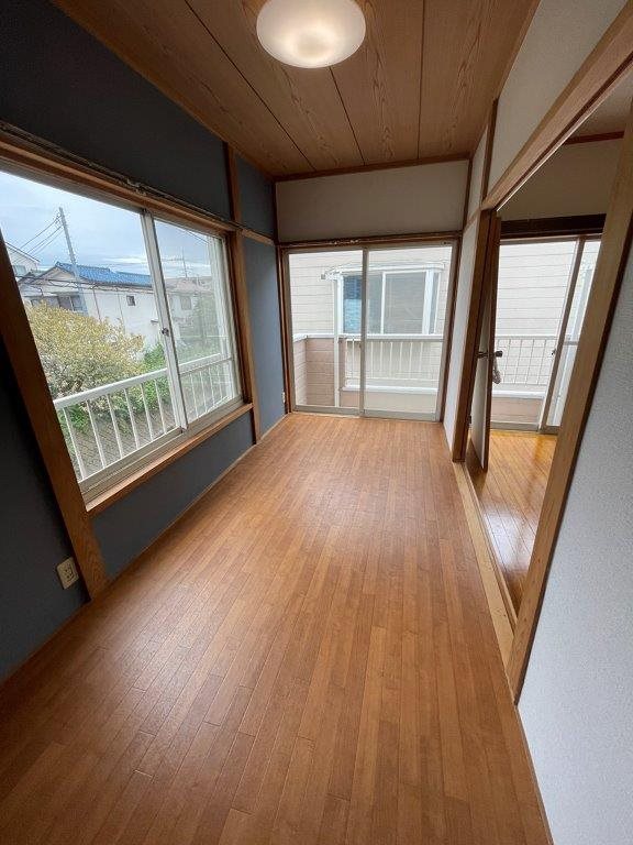 妻田南貸家 ベッドルーム