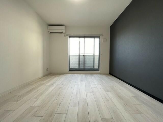 ジーメゾン伊勢原石田 リビング