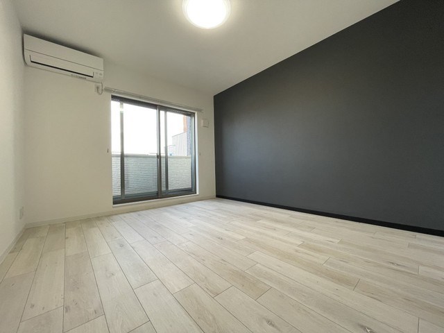 ジーメゾン伊勢原石田 リビング