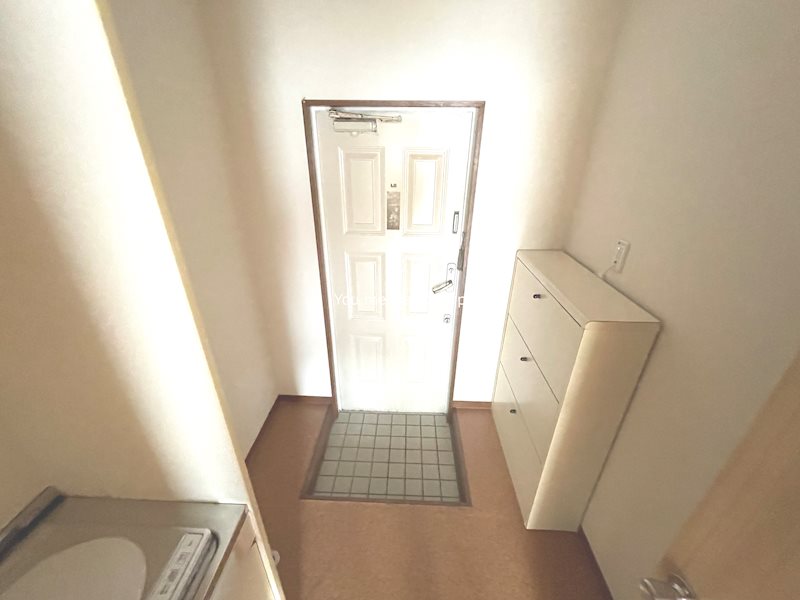 ポートアリス 玄関