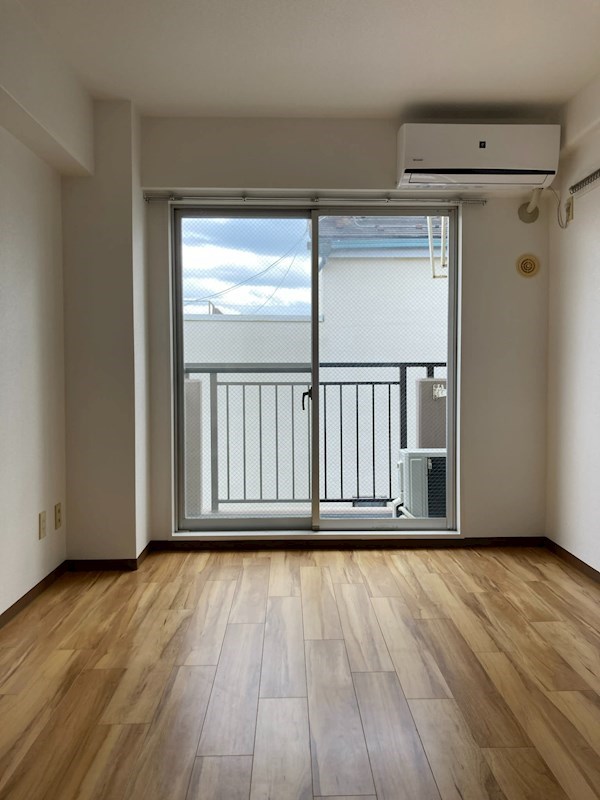 ジュネパレス平塚第16 ベッドルーム