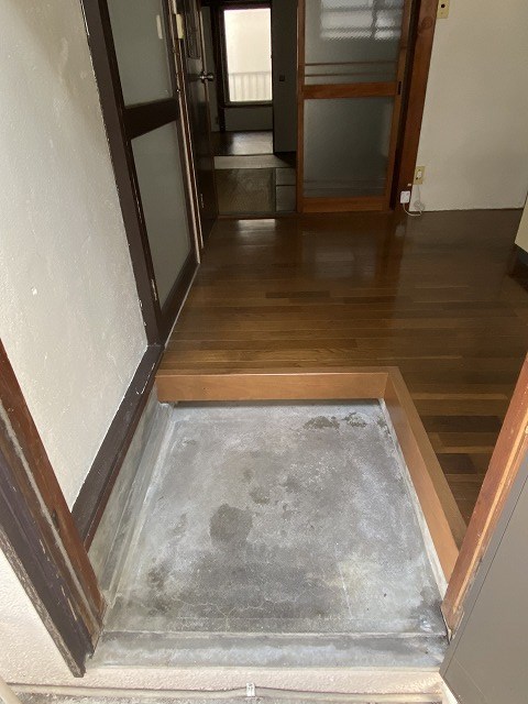 柳川荘 玄関