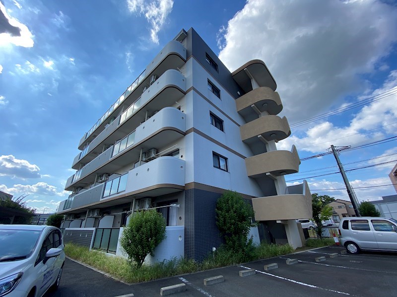 プレイズレイ 406号室 外観