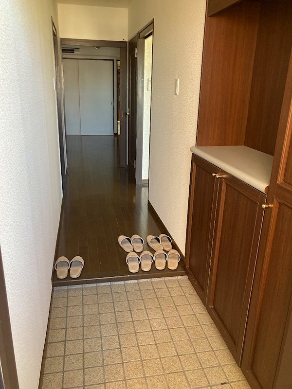 コルビュジェ湘南台 玄関