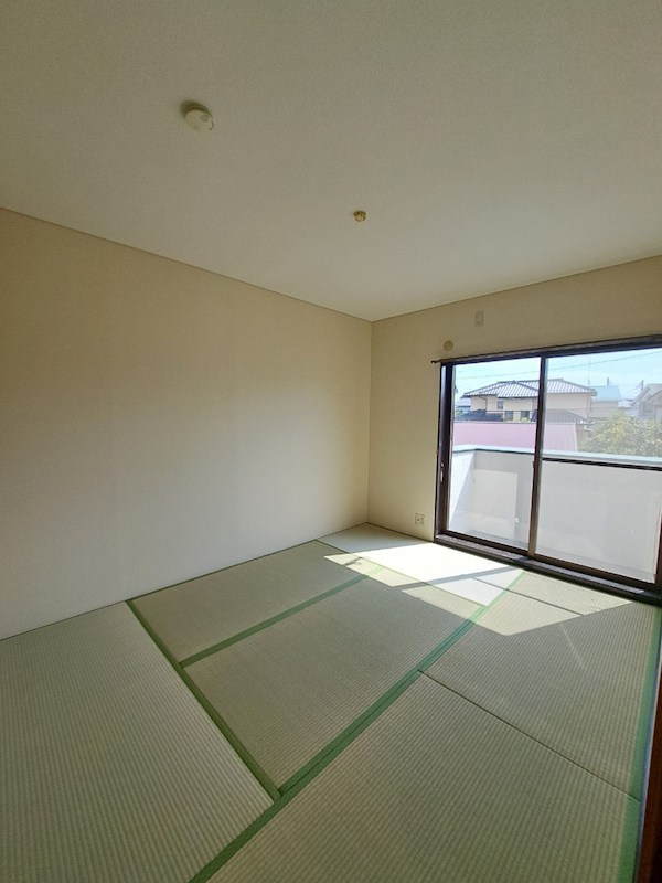 こまがた植田 ベッドルーム