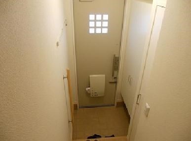 アンソレイエ 玄関