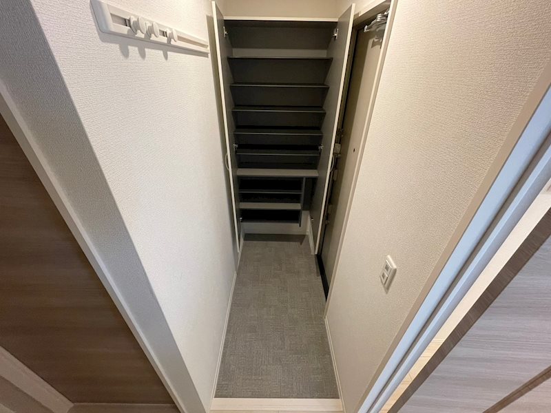 プランドールAi 玄関