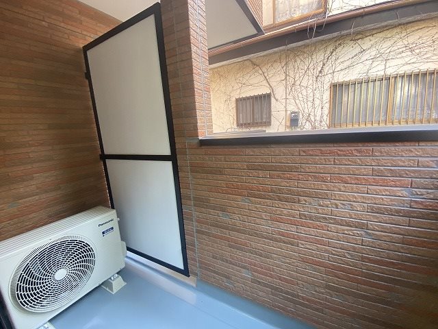 Ｃｏｍｏｄｏ　Ｈｏｎ－ａｔｓｕｇｉ ベランダ