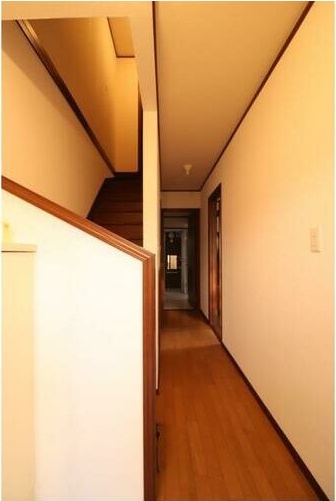 藤が岡テラスハウス 玄関