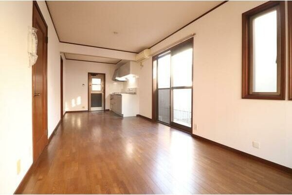 藤が岡テラスハウス リビング