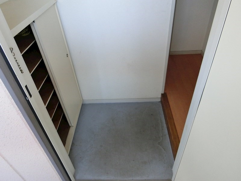 コーシュービル88 玄関