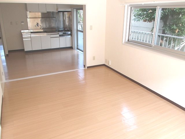 テレパレス辻堂西海岸B棟 リビング