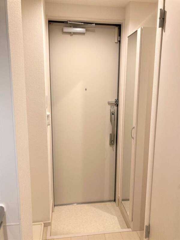 サンライン湘南 玄関